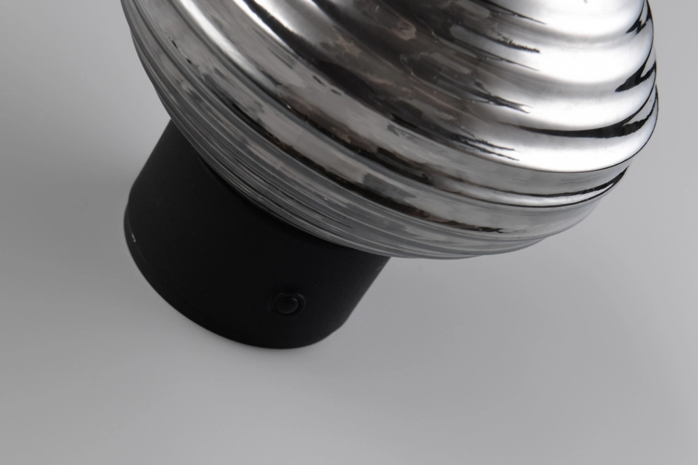 Wandlamp Earl smoke glas oplaadbaar Trio 4017807643404