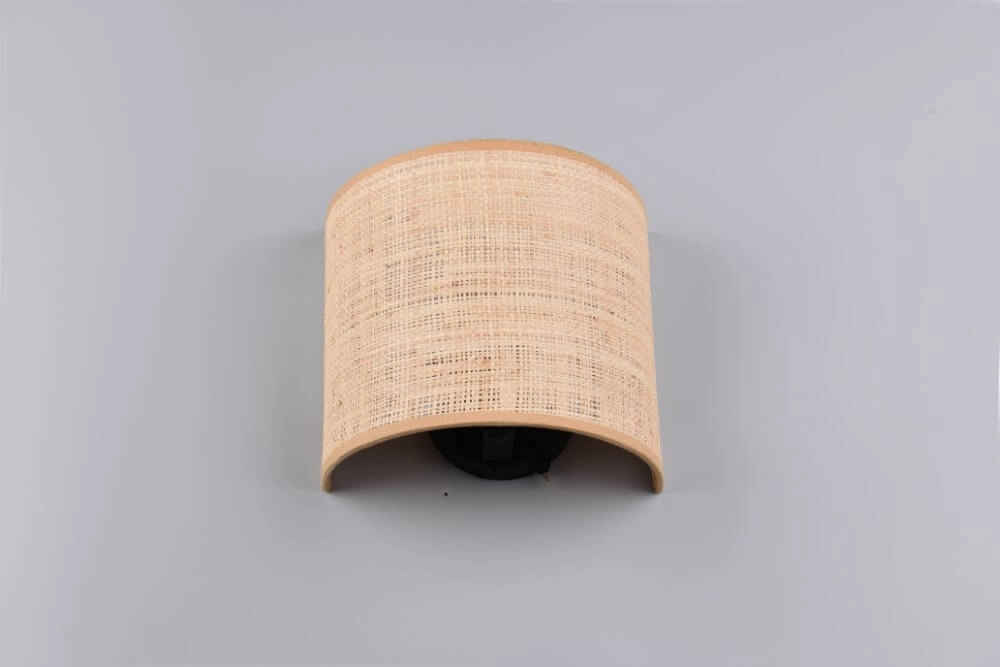 Crème wandlamp Aimee met schakelaar Trio 4017807637328