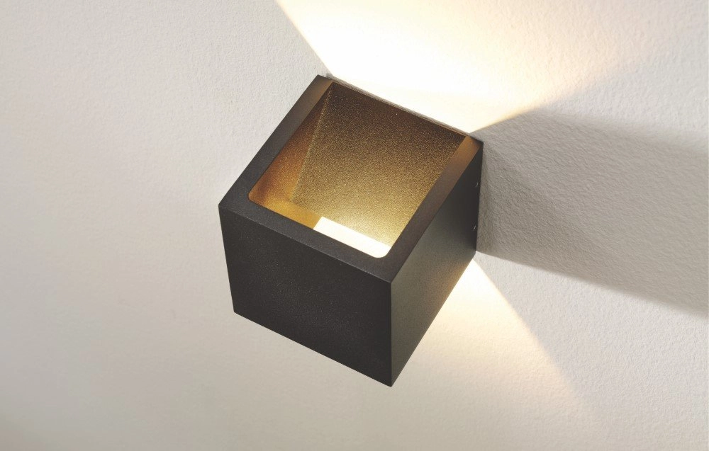Design wandlamp Cube zwart vierkant Artdelight 8719831734313