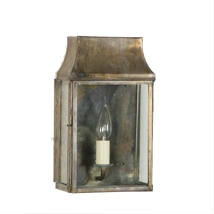 Vlakke buitenlamp Strathmore landelijk - gepoetst koper (PBUL) Limehouse 8716803506541
