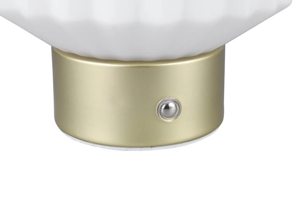 Oplaadbaar tafellampje Lord met wit glas Trio 4017807601893