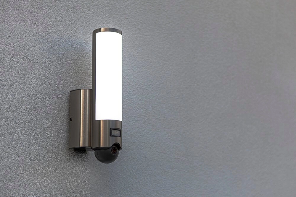 Wandlamp Elara RVS met camera Lutec 6939412014043