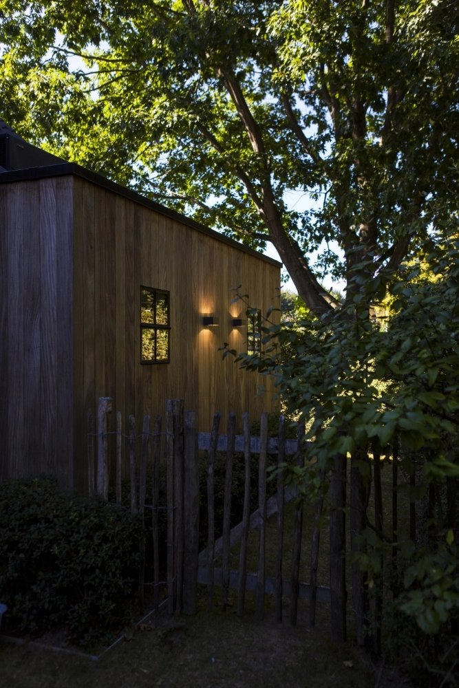 Strakke wandlamp Gemini grijs met sensor Lutec 6939412018171