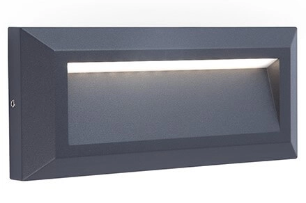 Wandlamp Helena schijnt naar beneden