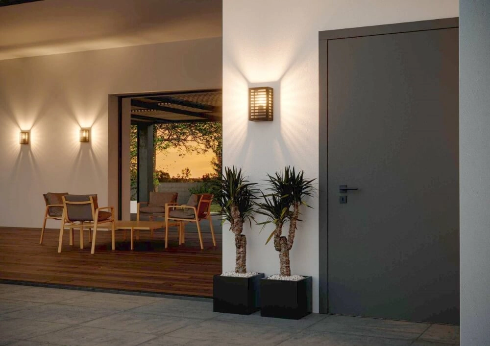 Zwarte buitenlamp Alamonte 3 Eglo 9008606230105