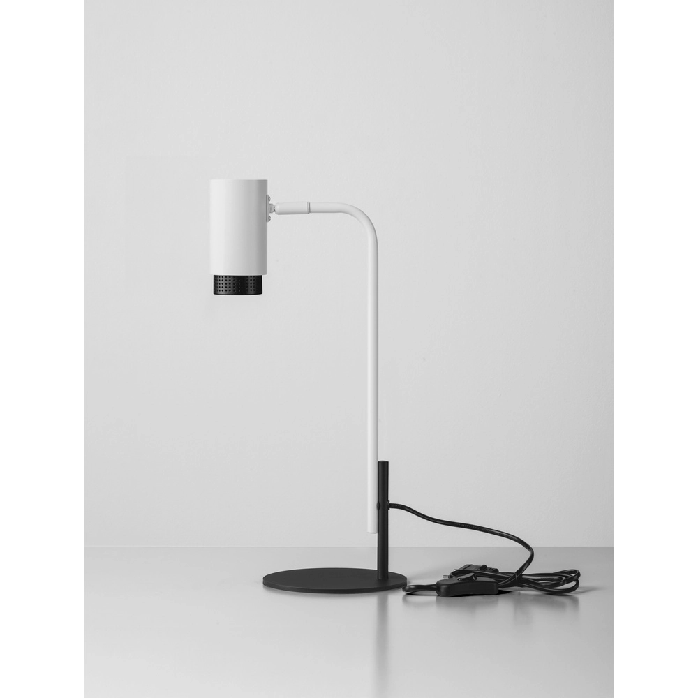 Bureaulamp Nessi wit met zwart Lyora 5212017475190