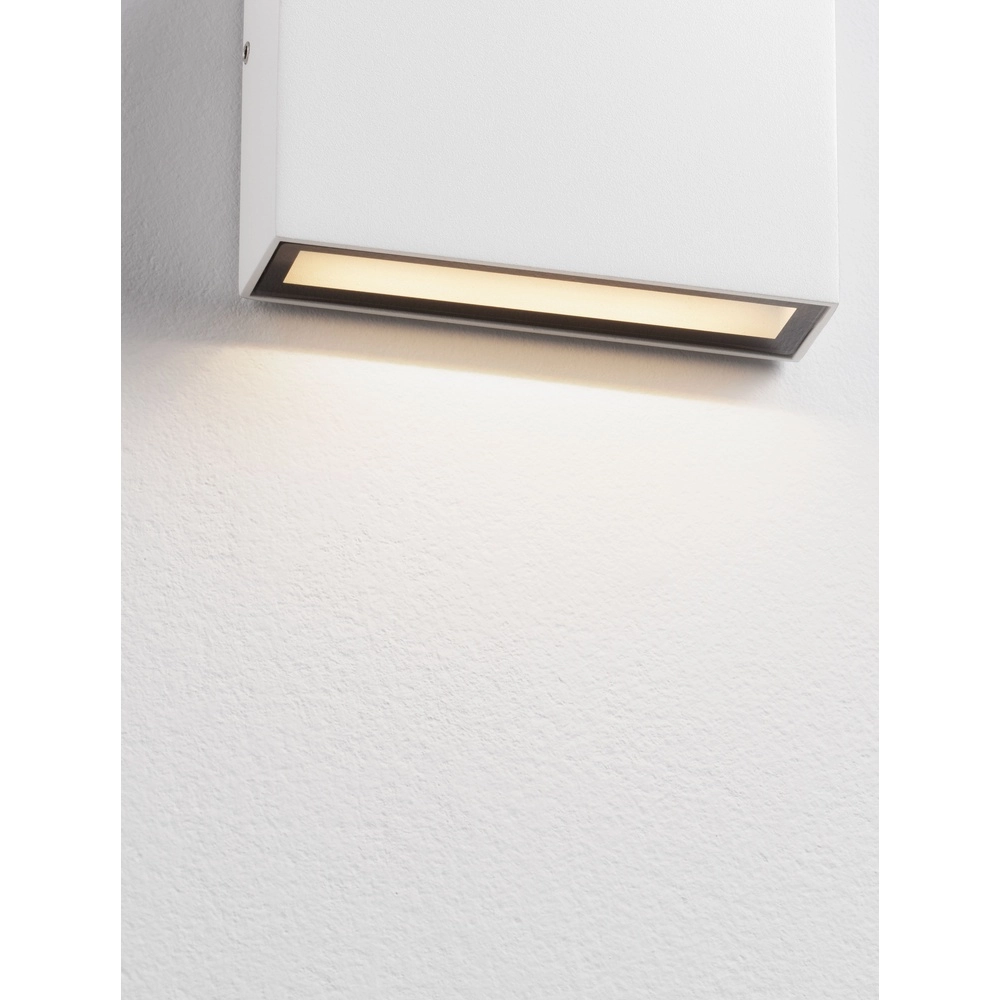 Strakke wandspot Tick downlighter wit Lyora 5212017453624