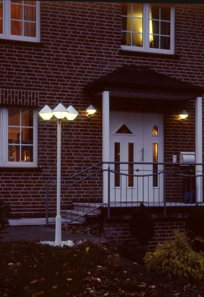 Witte lantaarn voor buiten Triangle 210cm Albert 4007235820522