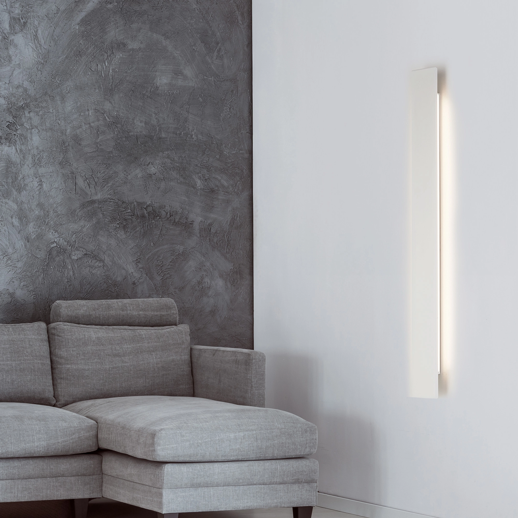 Design wandlamp Vavin wit 120cm Lyora 5053423317441