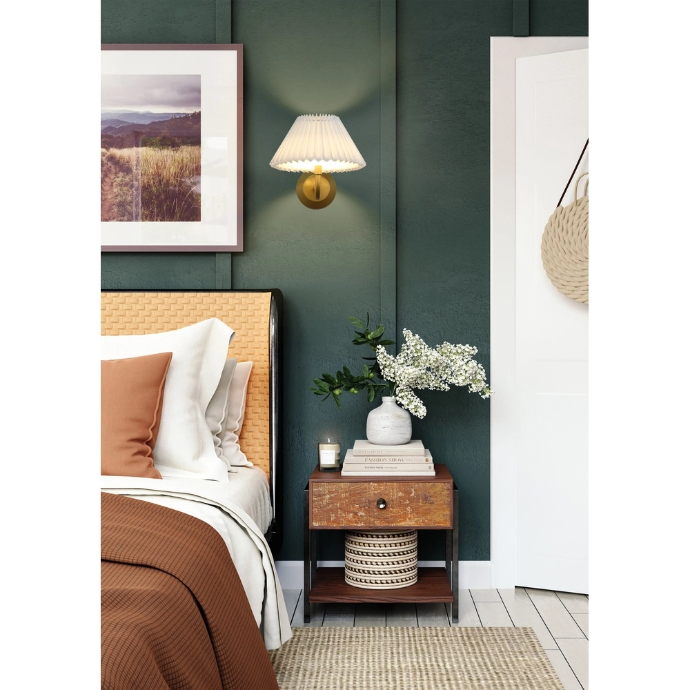 USB Oplaadbare wandlamp Danish goud met wit Searchlight 5053423298375