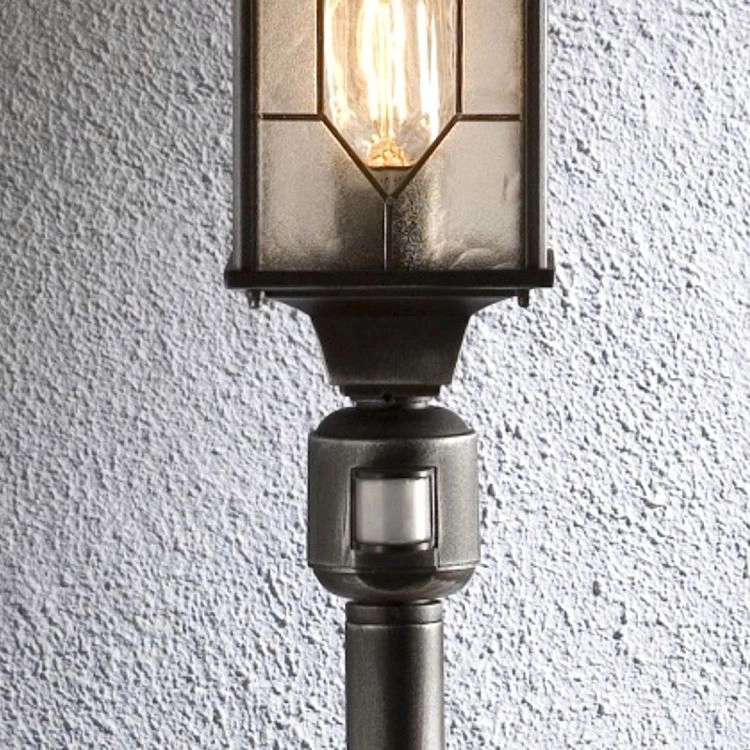 Buitenlamp Milano met bewegingssensor KonstSmide 7318302497590