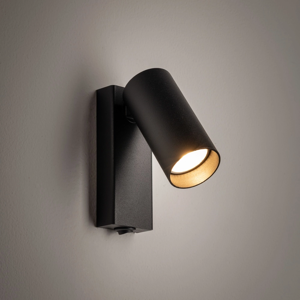 Richtbare spot Fourty met schakelaar - zwart Lyora 5903139117630