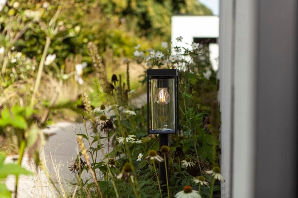 Staande tuinlamp Flair zwart solar Lutec 6939412070766