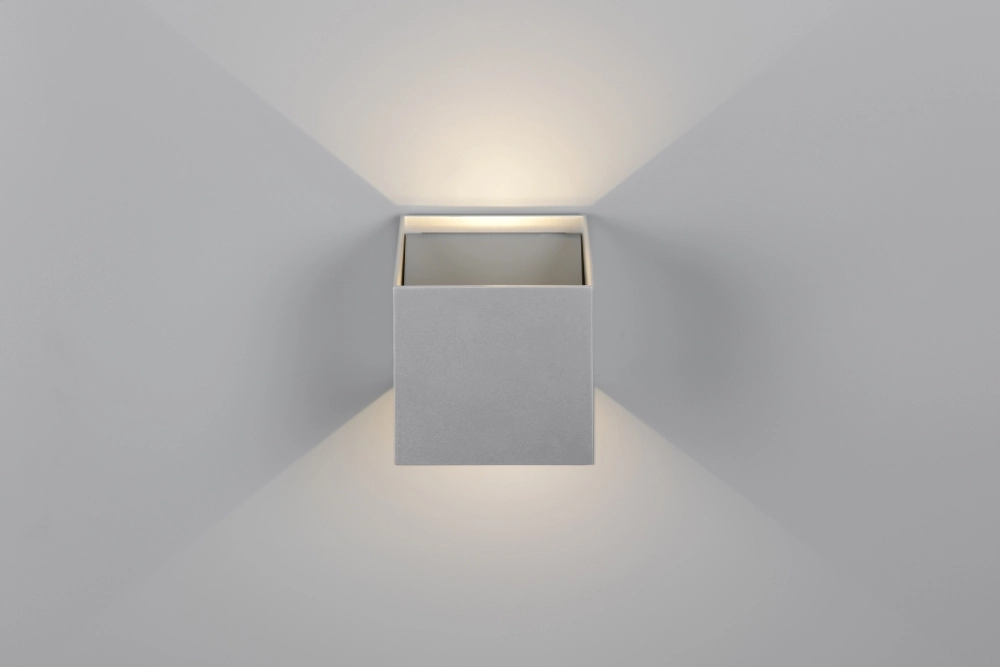 Wandlamp oplaadbaar Genie zilvergrijs met sensor Trio 4017807636383