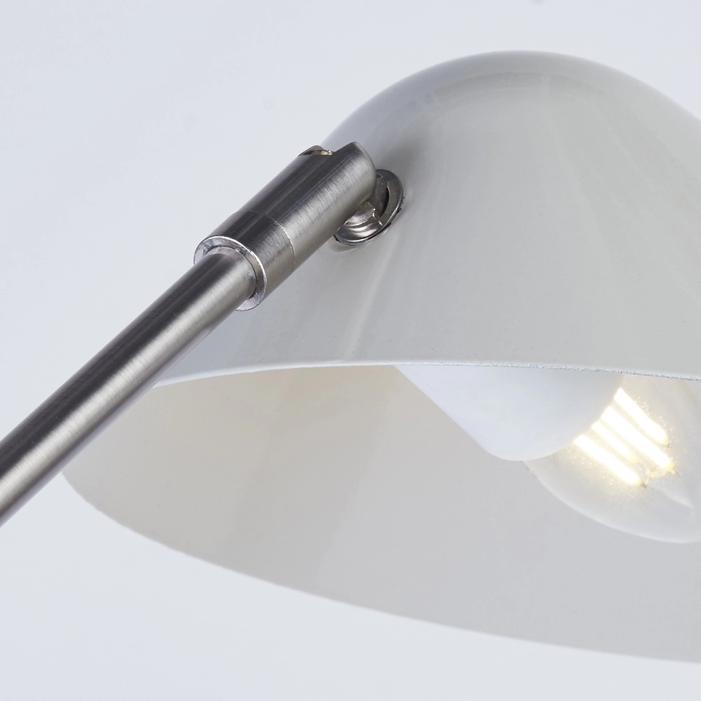 Vloerlamp Swan chroom met wit Searchlight 5053423310589