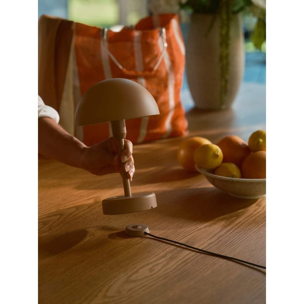 Oplaadbare tafellamp Ellen To-Go  voor buiten - zand Nordlux 5704924025631