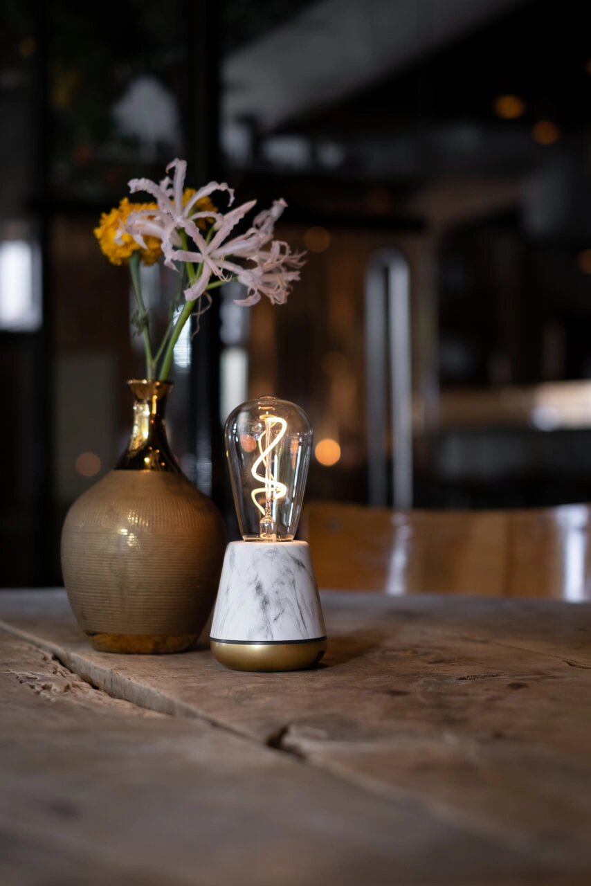 Oplaadbare tafellamp One White Marble Humble 7446023294270