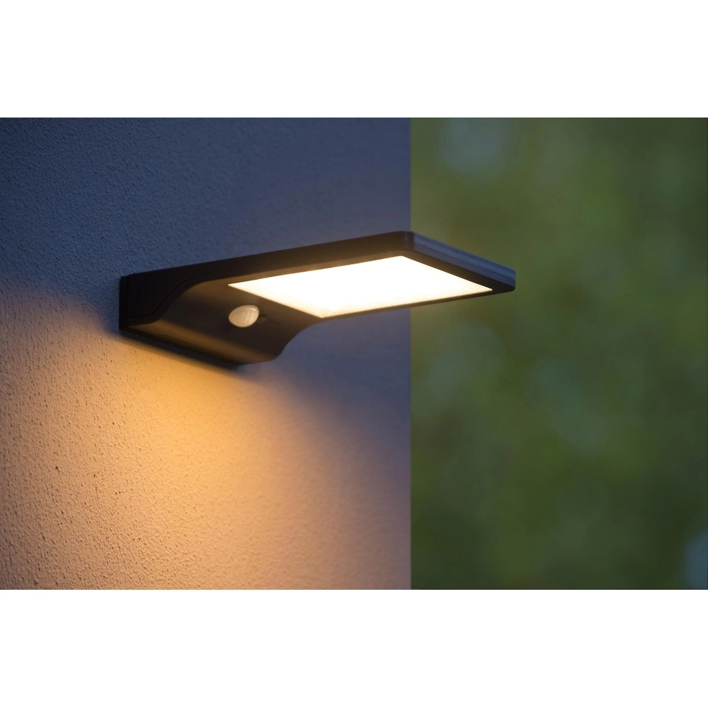 Solar wandlampje Basic zwart Lucide 5411212221155