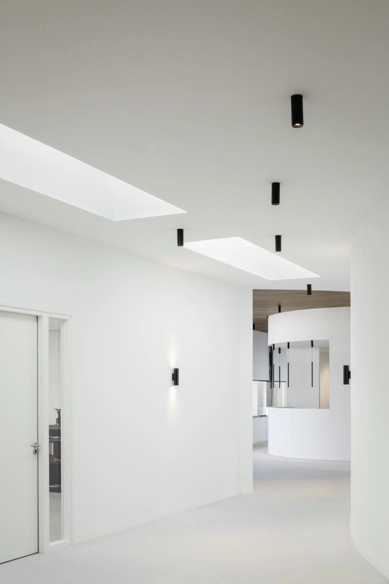 Opbouwspot Numinos L cilinder zwart 3000K - 36gr SLV 4024163244732