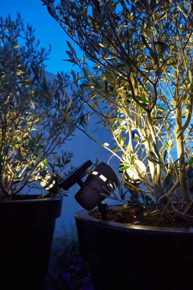 Prikspot Montana Hybride Solar Luxform 8719099220498