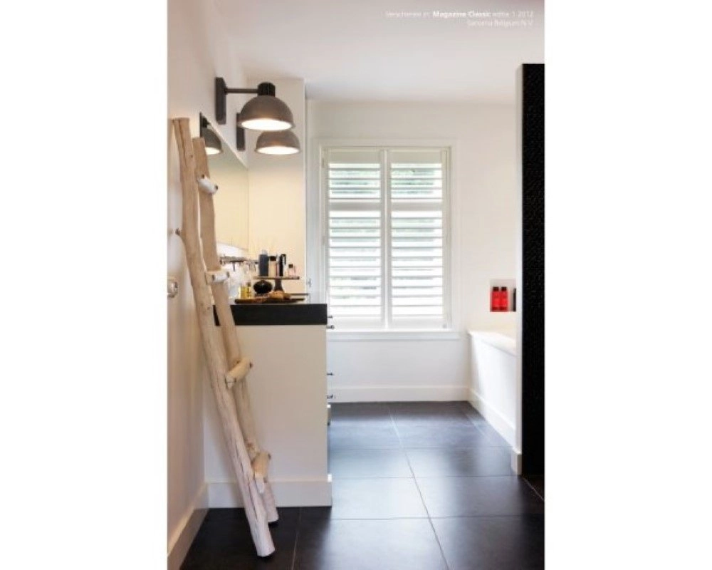 Wandlamp buiten industrie Raz Frezoli grijs Tierlantijn 8716803506428