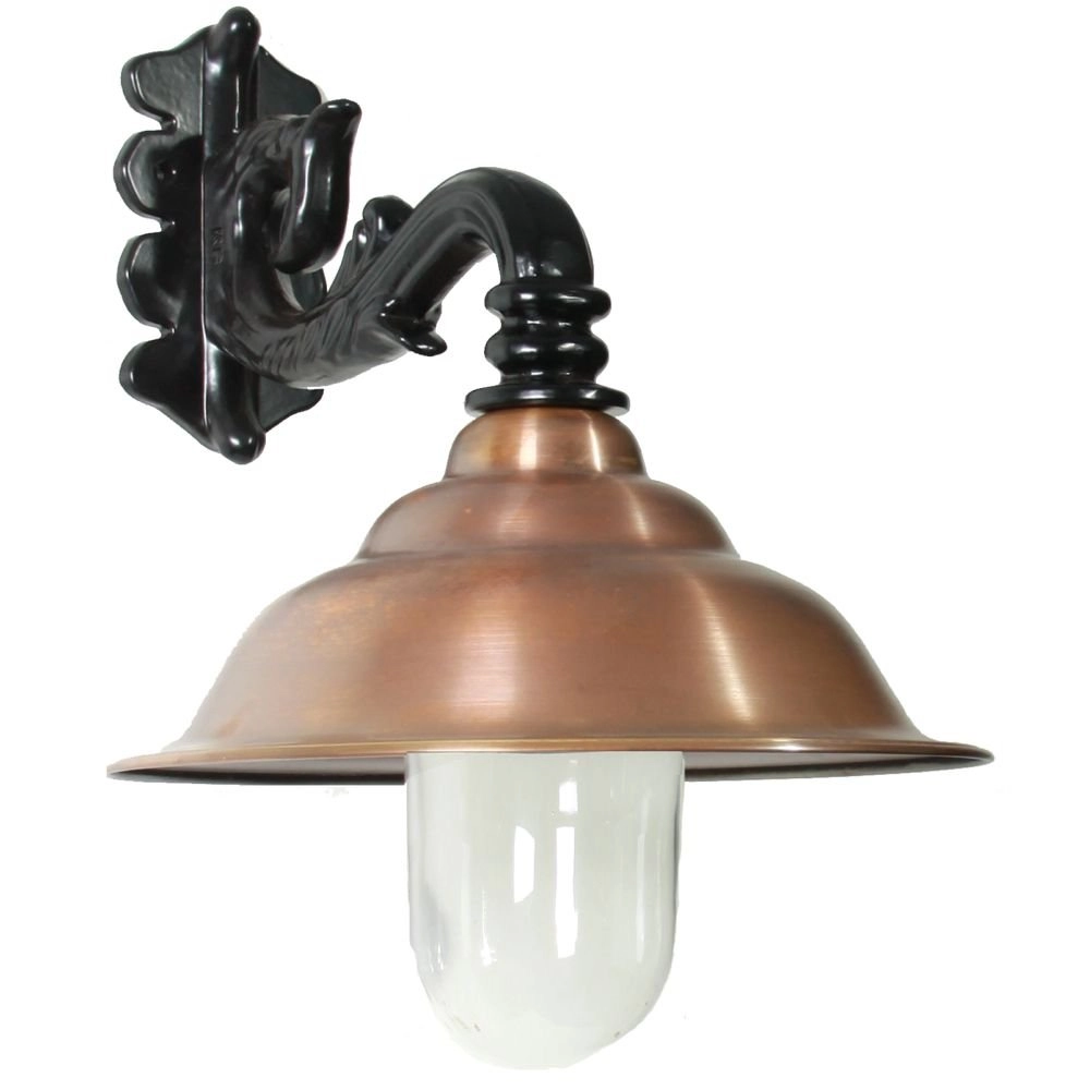 Nostalgische wandlamp Chateau met koperen kap - zwart Nostalgische wandlamp Chateau met koperen kap - zwart