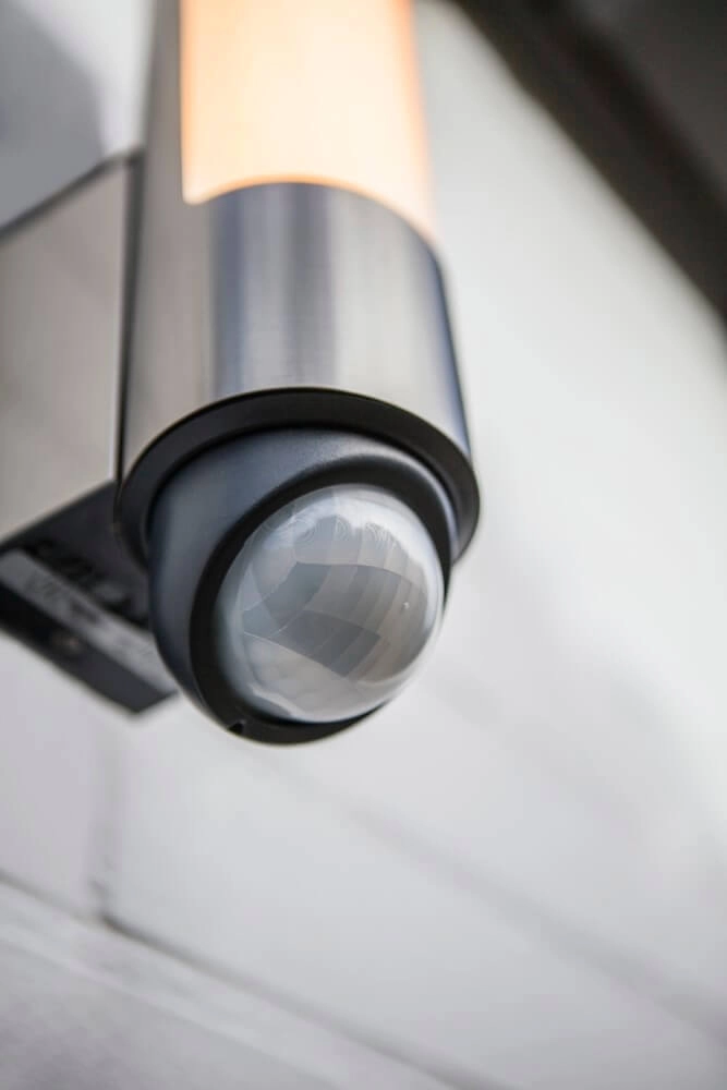 Wandlamp Leda RVS design met sensor Lutec 6939412048406