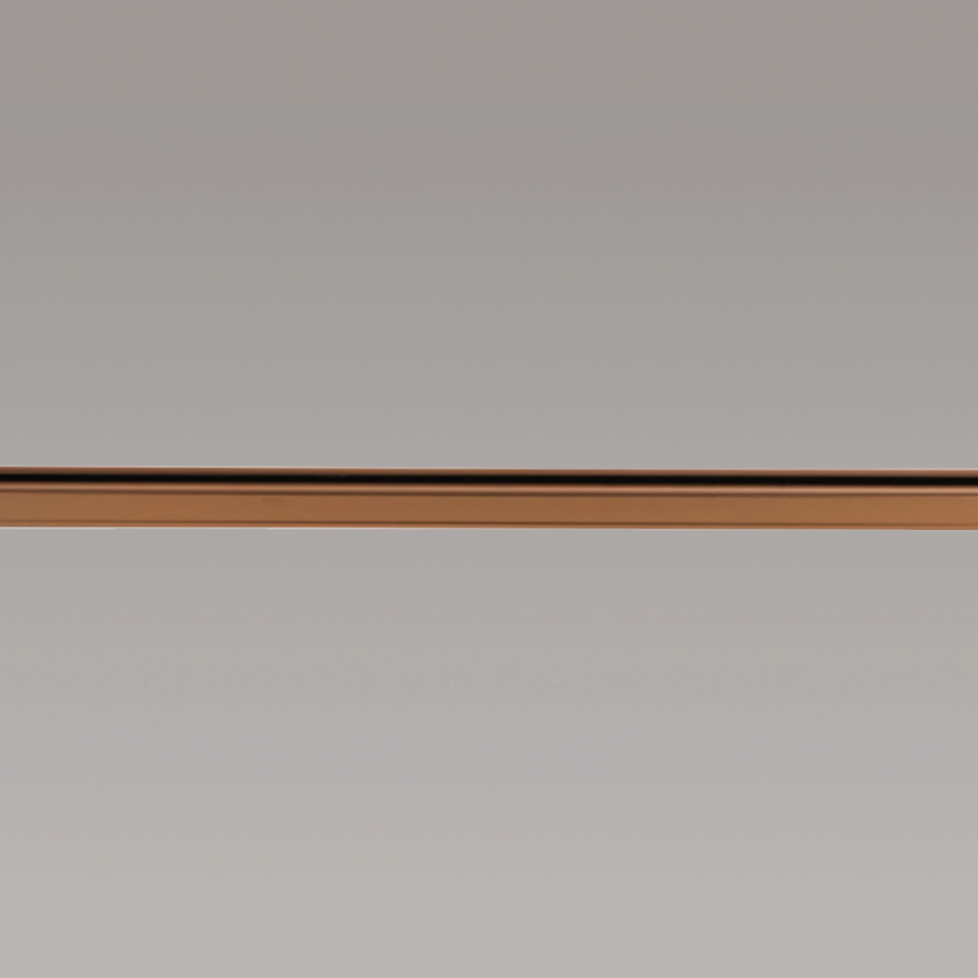 2 meter rail met voeding TraQ goud Lyora 5053423316475