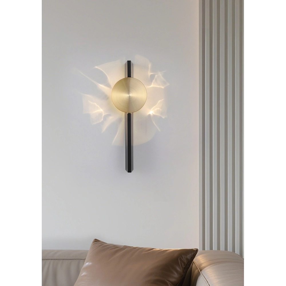 Design wandlamp Shield zwart en goud Searchlight 5053423301167