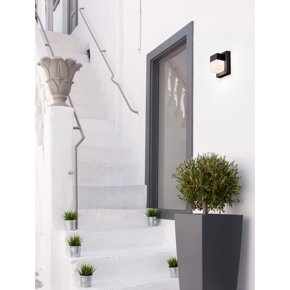 Design wandlamp Leto zwart Lyora 5212017443472