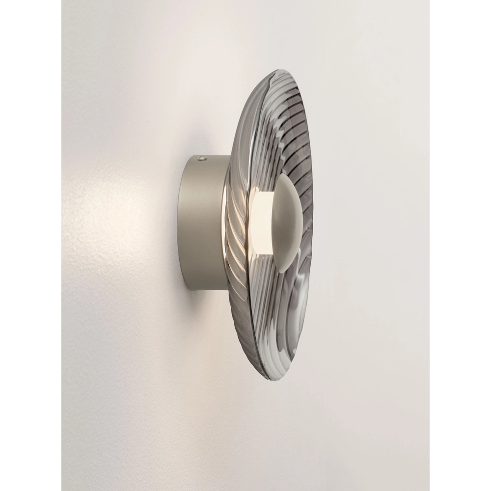Wandlamp Lavina zilvergrijs met smoke glas Ø 25cm Lyora 5212063501423