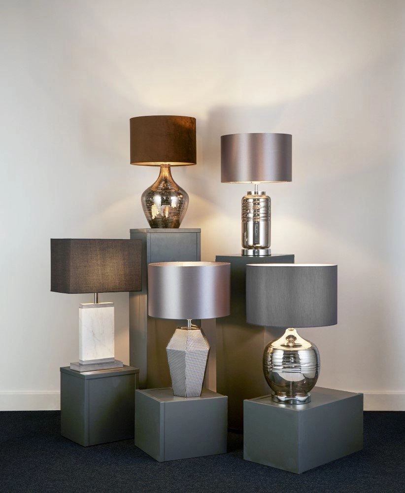 Landelijke schemerlamp Table 30cm mozaik met bruin Searchlight 5053423161341