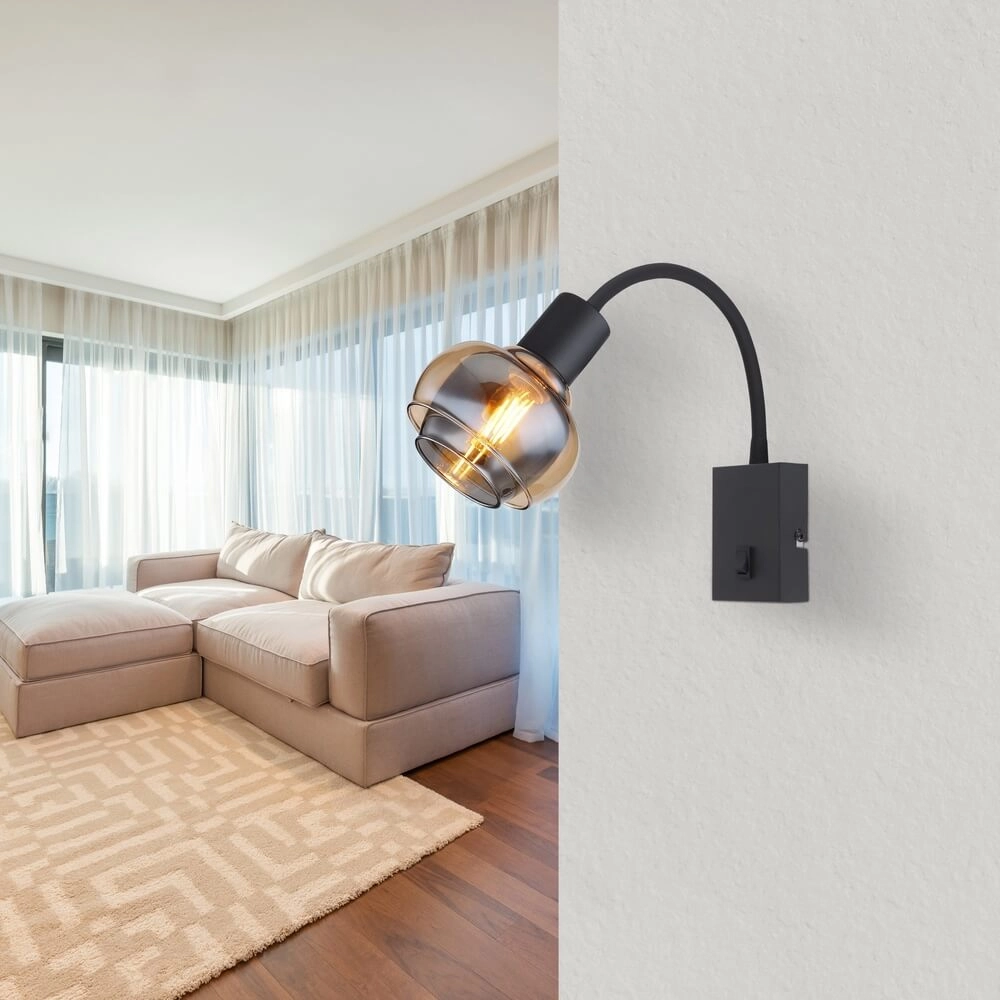 Zwarte wandlamp Tokki boog amber smoke glas Globo 9007371455034