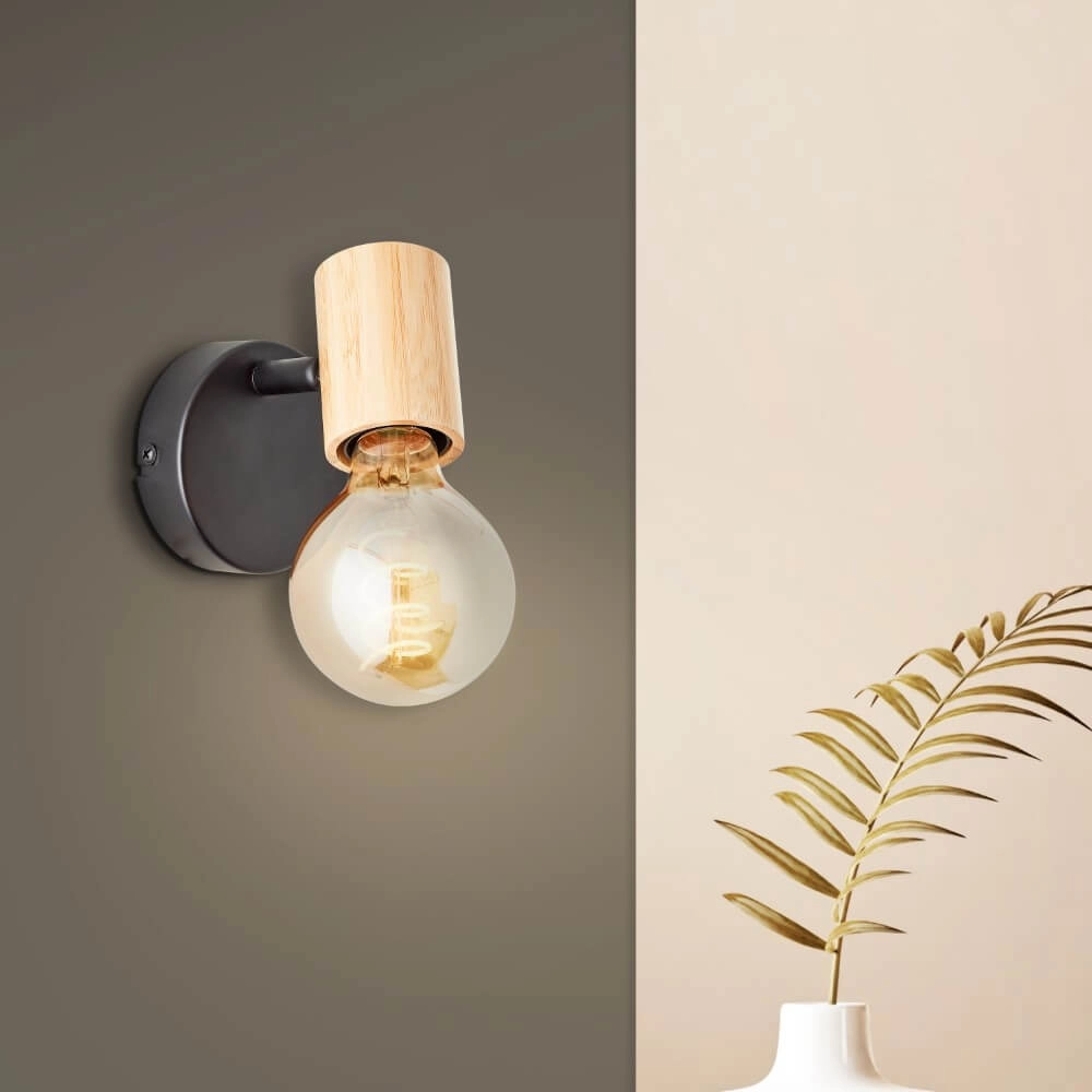 Wandlamp Kerry zwart met hout Brilliant 4004353409028