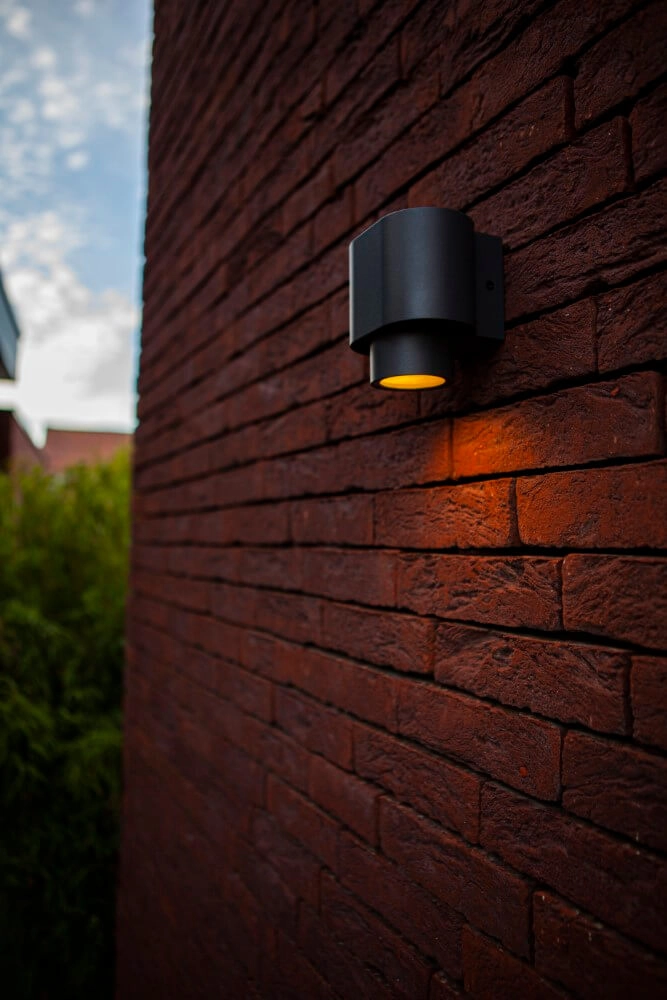 Wandspot Cypres down antraciet Lutec 6939412014869