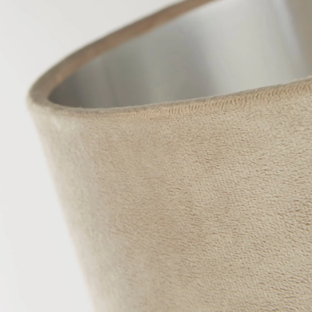 Leuke tafellamp Finn goud met creme Searchlight 5053423257235