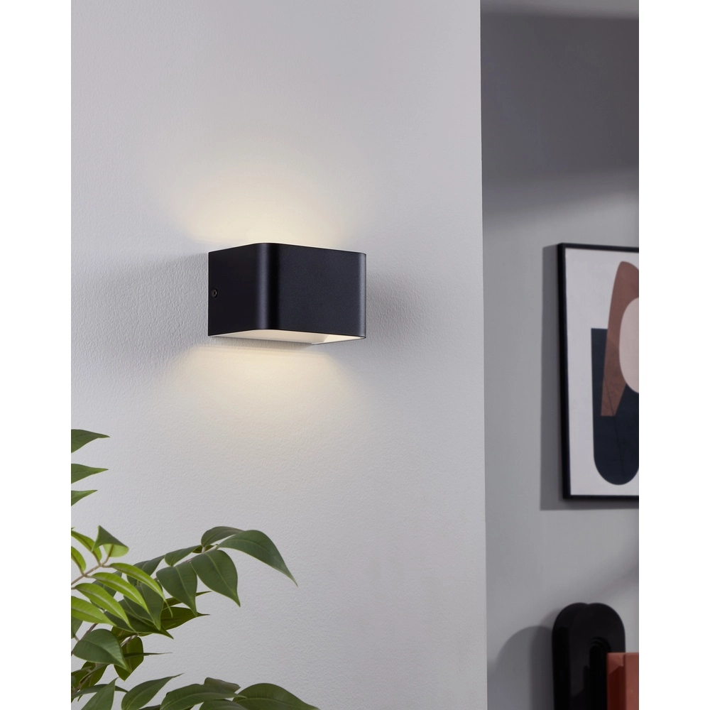 Led wandlamp Sania 4 13cm - zwart Eglo 9008606289851