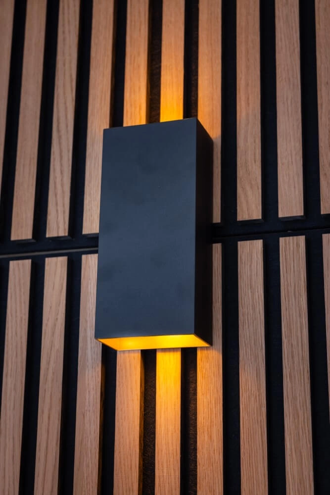 Strakke wandspot David zwart met goud ETH 8720195305590