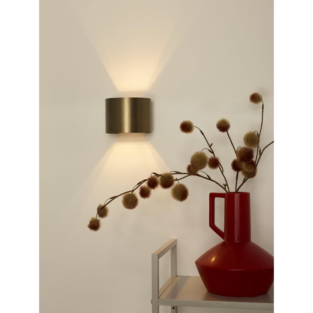 Afgeronde wandspot Xio 2700K roestbruin Lucide 5411212092472