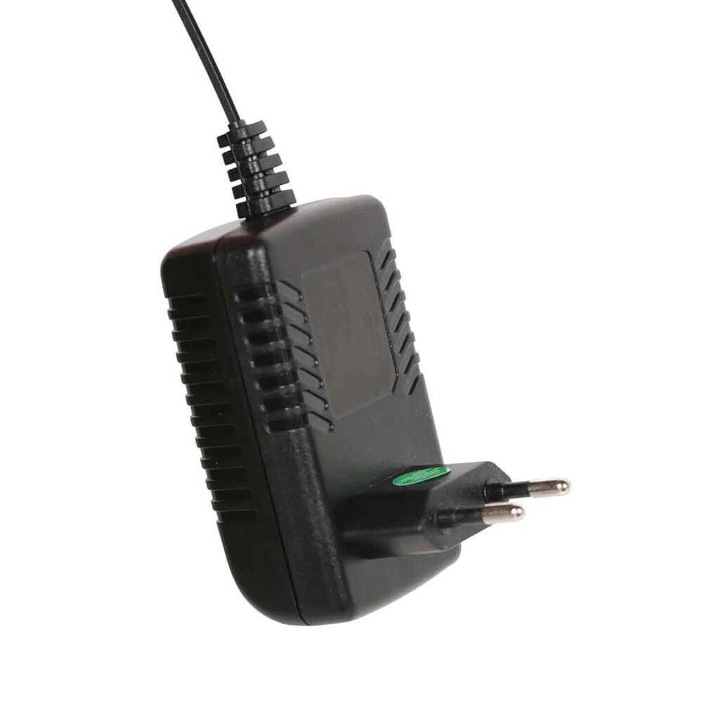 Strakke vloerlamp Luzhaz zwart Steinhauer 8712746176605