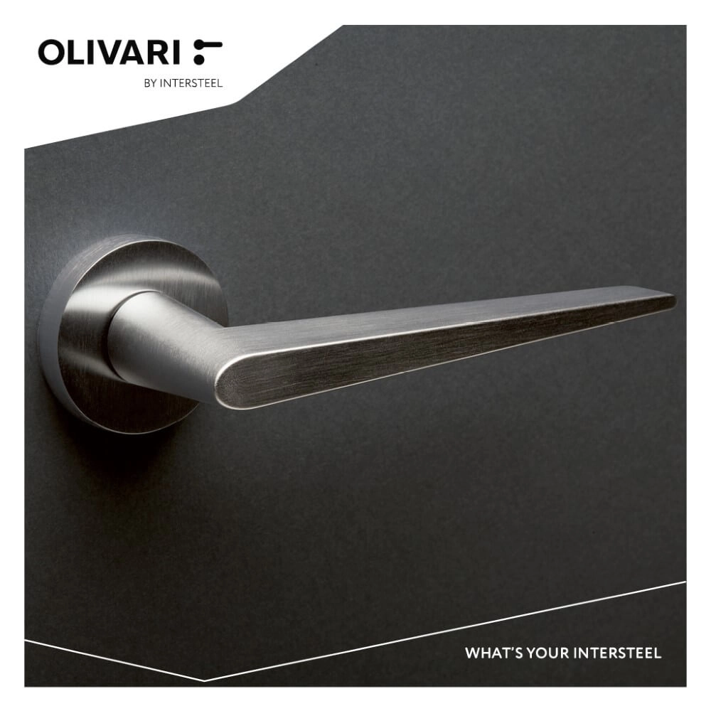 Design deurklink Nina op rozet RVS Olivari 8714186510179