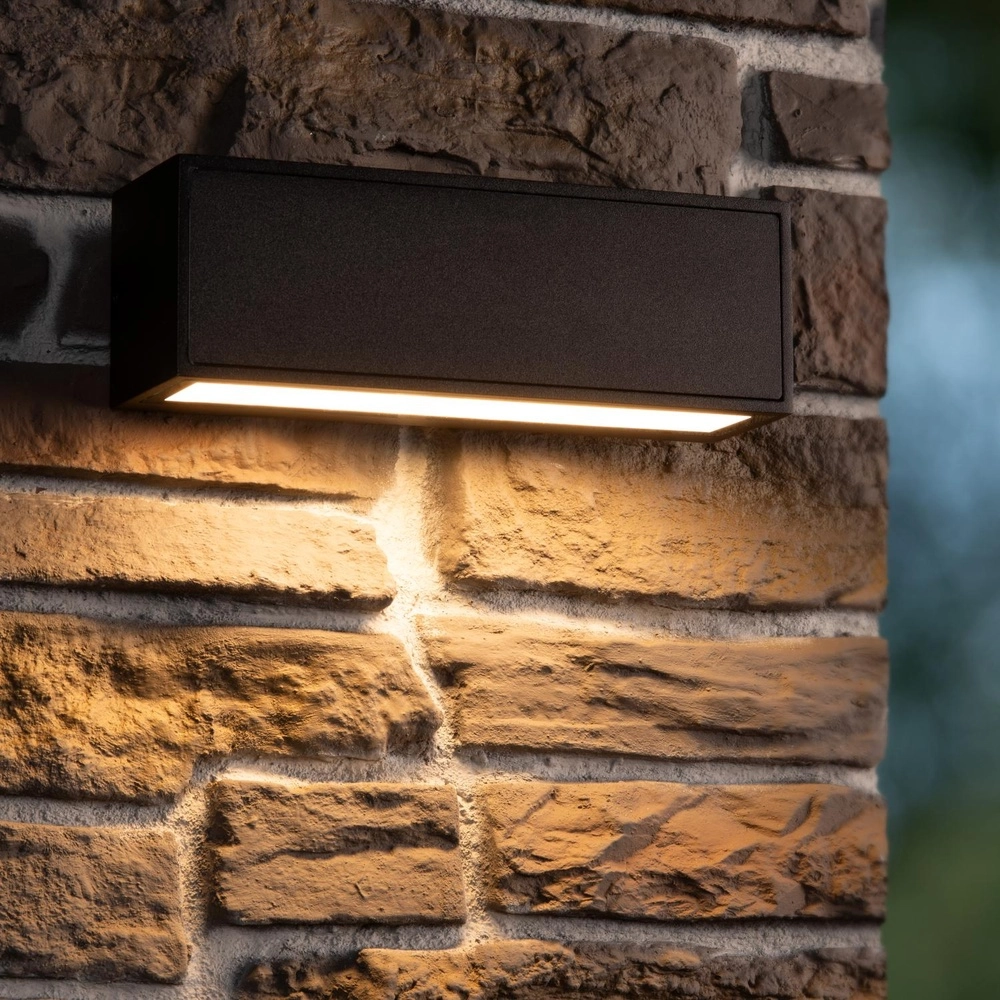 Strakke wandlamp Sutton zwart Lucide 5411212152084