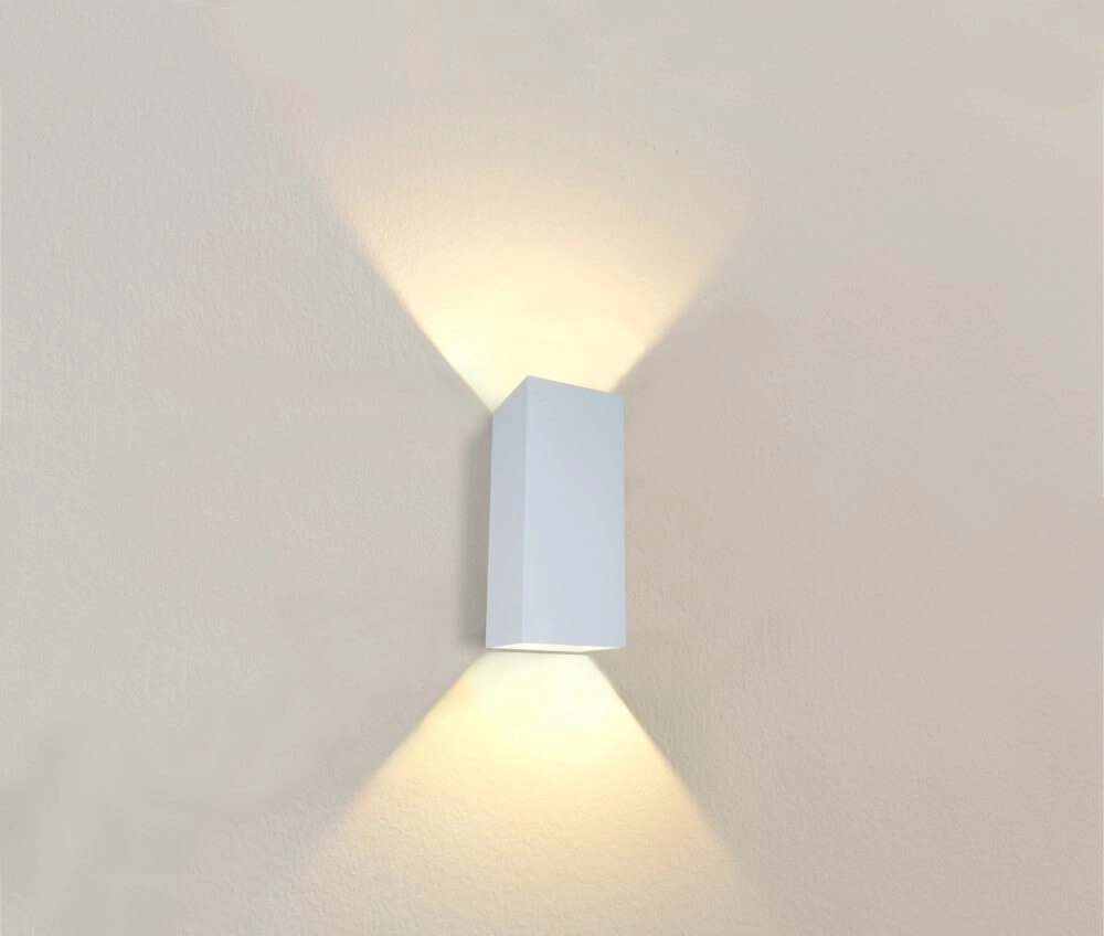 Strakke wandlamp Dante XL wit