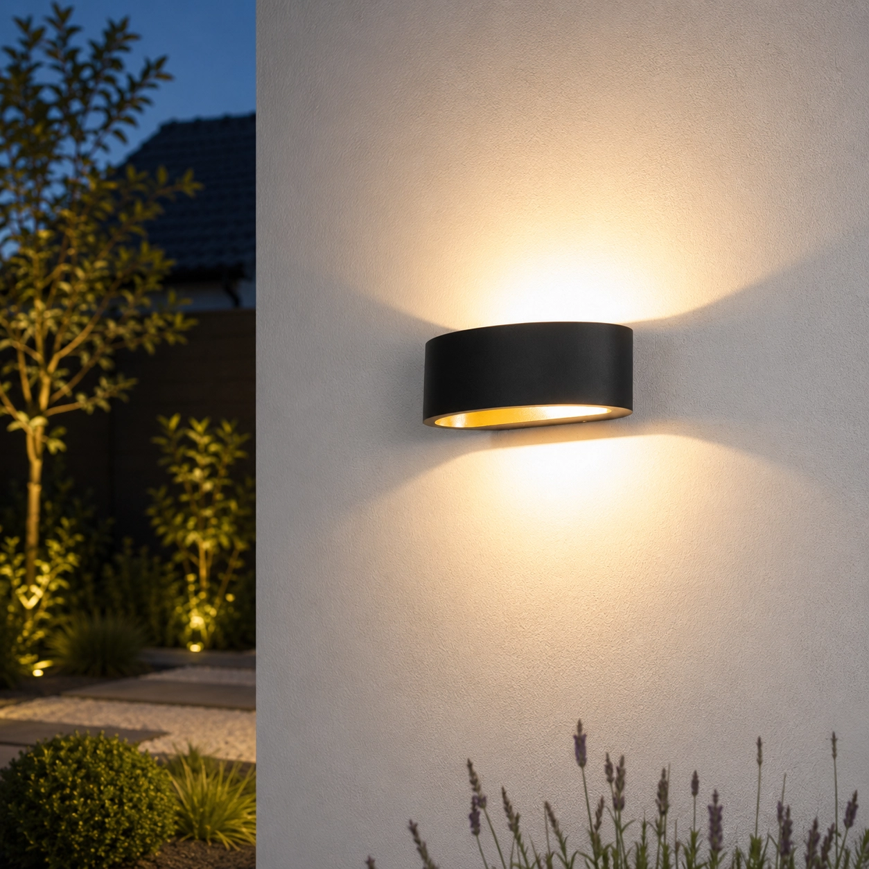 Design wandlamp Sharp zwart met goud