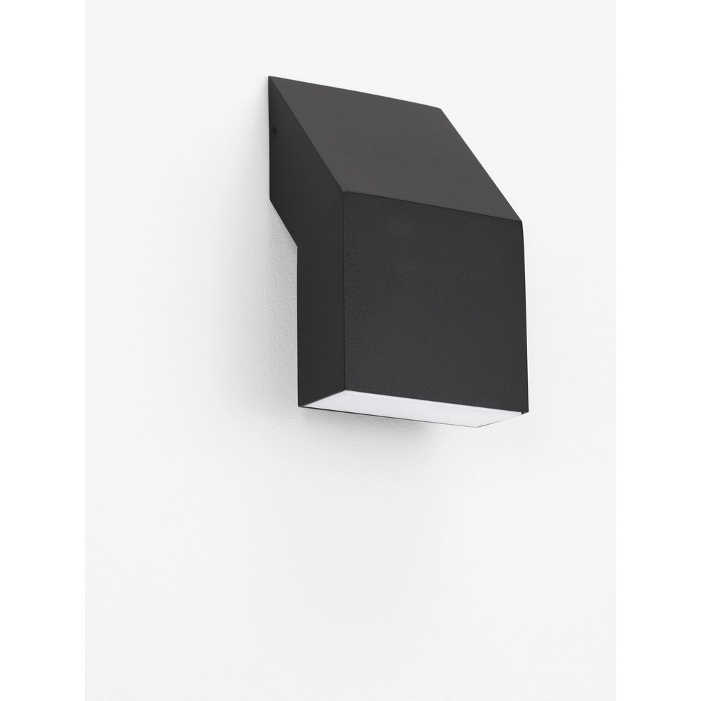 Design wandlamp Brigitta zwart Lyora 5212017435484