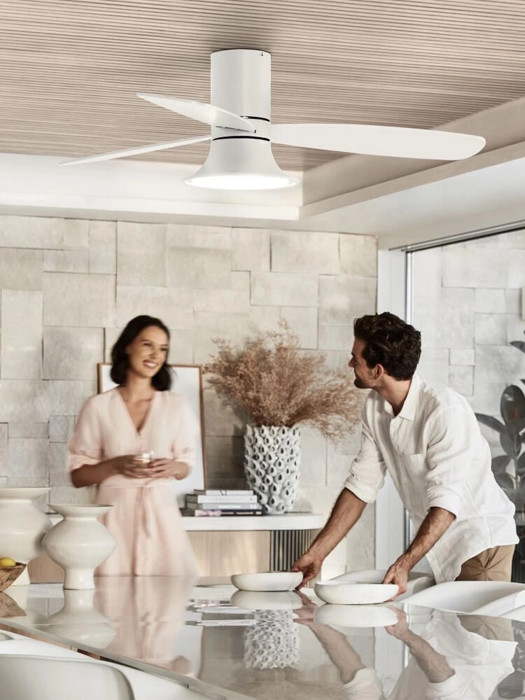 Witte ventilator met lamp Flusso Ø 132cm Beacon 9333509151777