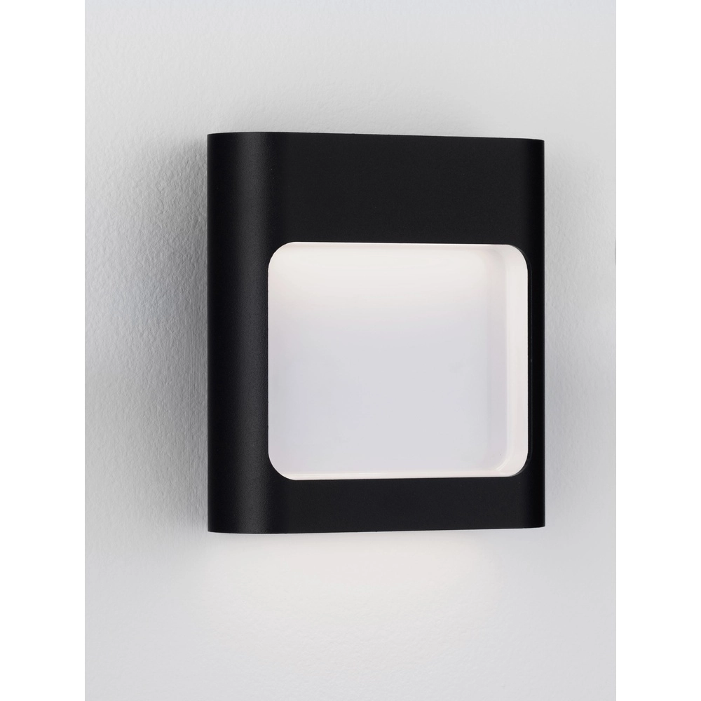 Zwarte wandlamp Tall down