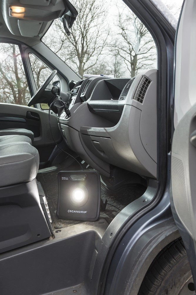 Auto adapter C+R Scangrip 5708997353424