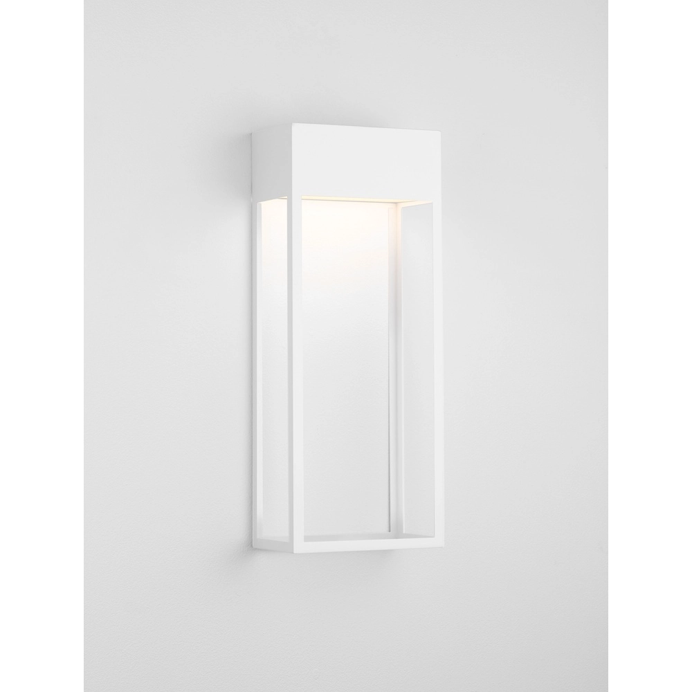 Strakke wandlamp Moby wit Lyora 5212017464958