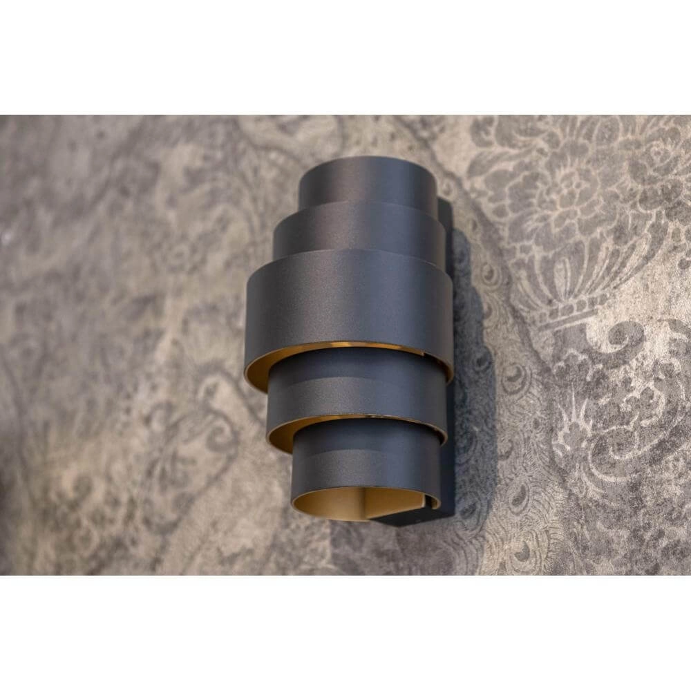 Design wandlamp Rolls zwart met gouden binnenkant Artdelight 8720701101487